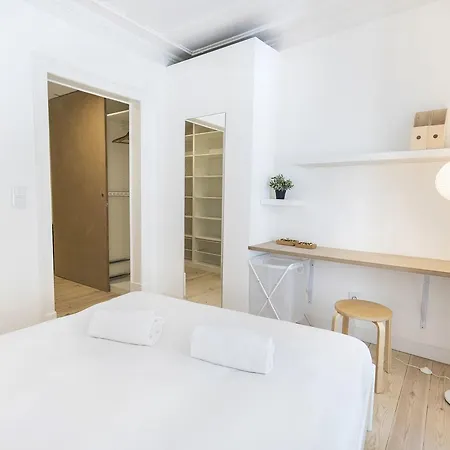 Apartman Santos N Modern First Floor