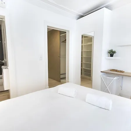 Santos N Modern First Floor Lissabon